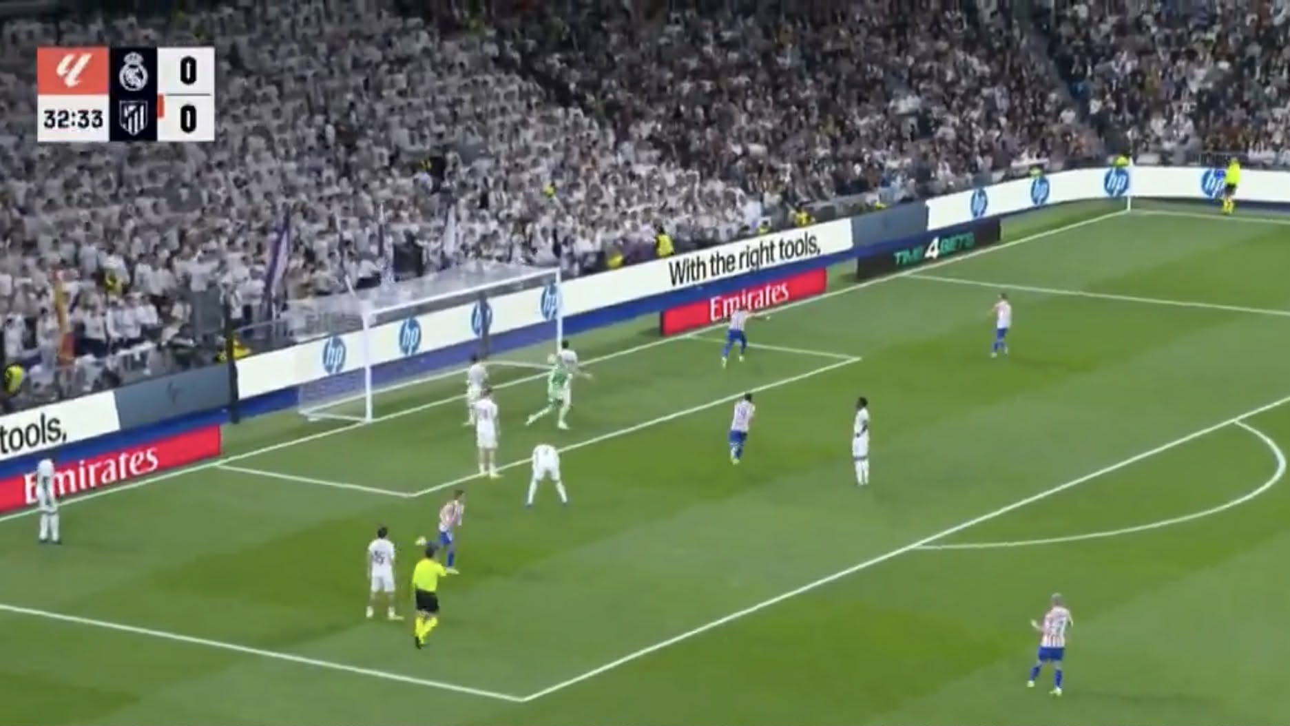 Reali kthehet në lojë ndaj Atleticos, Vini realizon penaltinë