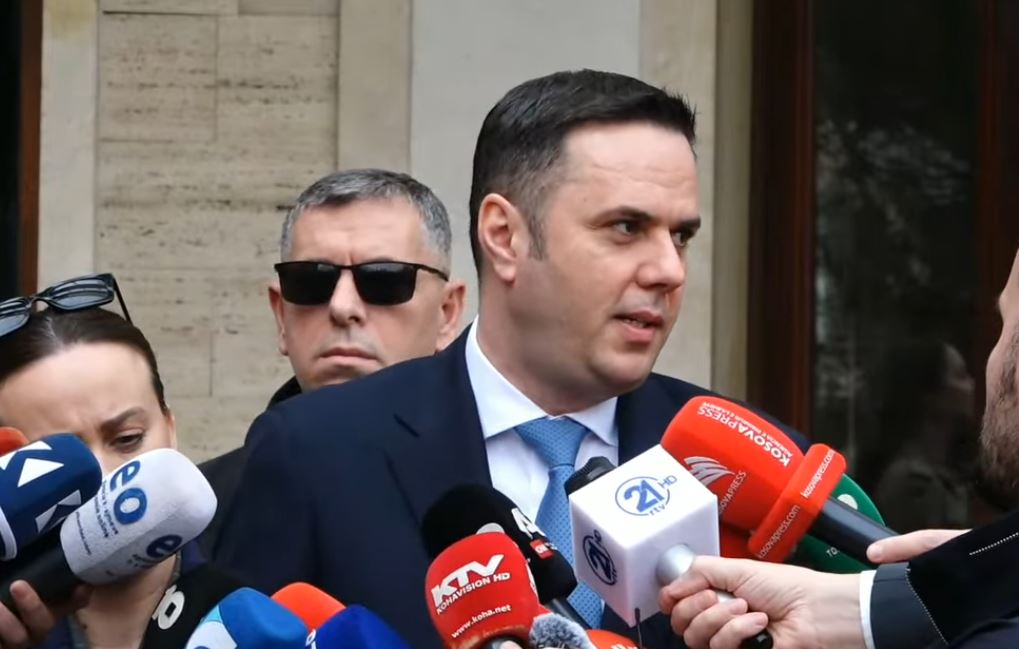 Abdixhiku: S’ka propozime, por nuk kemi qëndrime refuzuese – aq më pak ndaj zonjës Osmani