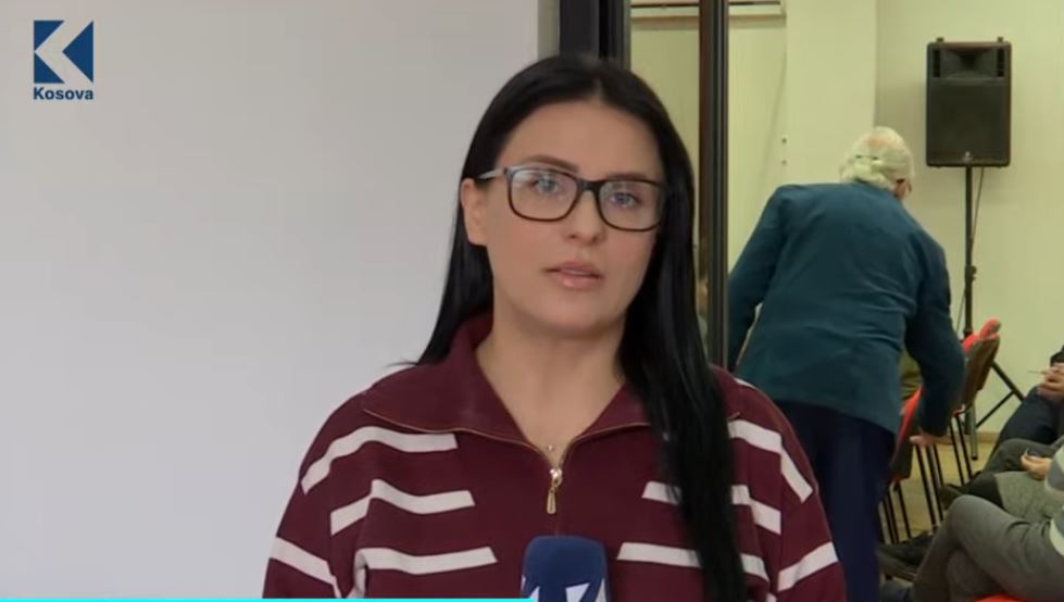 Tryezë tematike - "ta bëjmë 8 marsin me mendim, jo veç me karafila" (VIDEO)