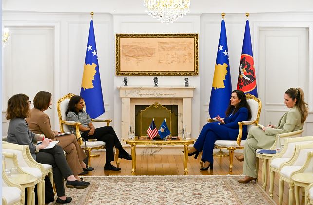 Takimi Osmani - Prattipati, diskutohen zhvillimet politike dhe proceset kushtetuese