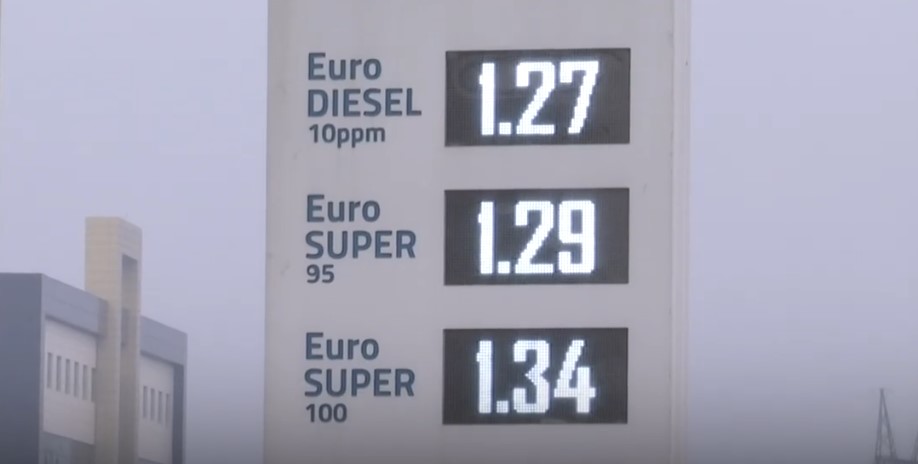 Nafta në bursa: "Çmenden" çmimet në tregun botëror (VIDEO)