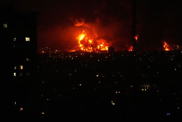 Izraeli vazhdon bombardimet ndaj Iranit
