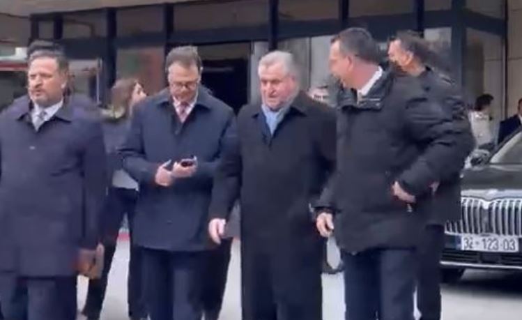 "Fusha do të tregojë fituesin", thotë ​ministri turk i sportit