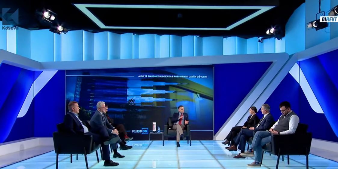 Debati në “Rubikon”: Ligji për të Huajt si koncesion i Kurtit apo strategji politike? (VIDEO)