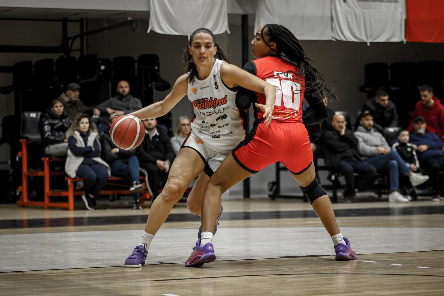 Bashkimi kalon në finale, mposht bindshëm Flamurtarin