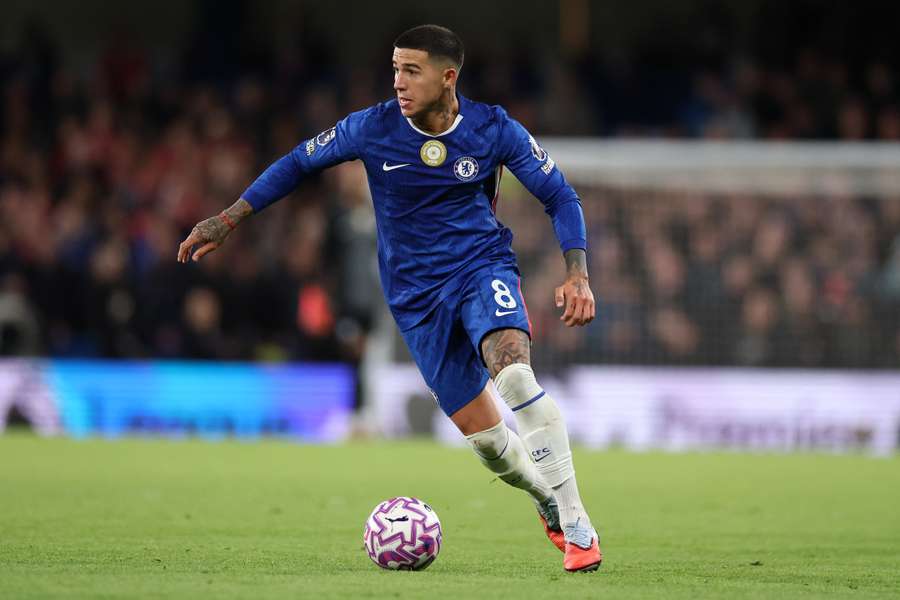 Enzo Fernandez po mendon largimin nga Chelsea