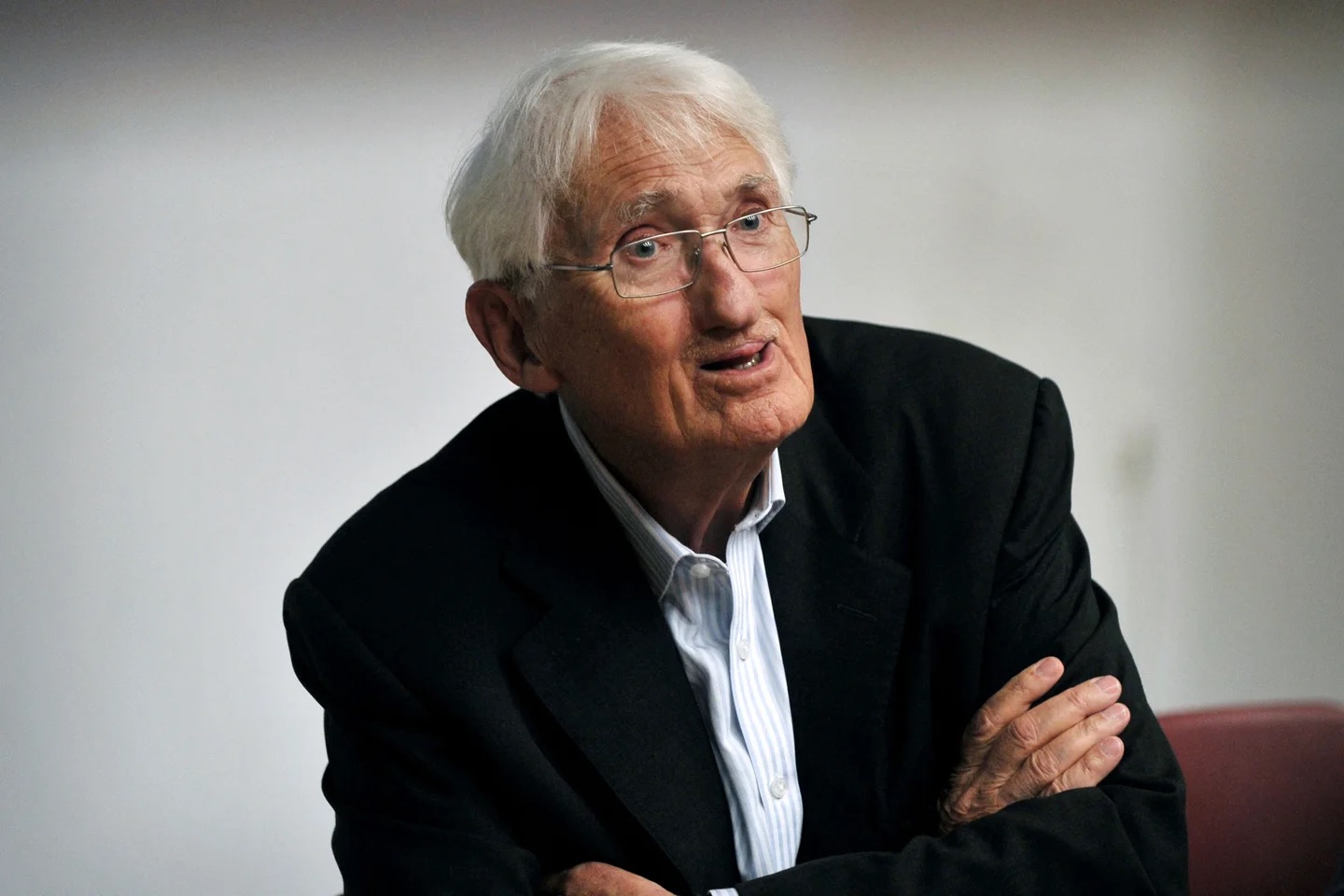 Kur Habermas mbështeste bombardimet e NATO-s ndaj Serbisë