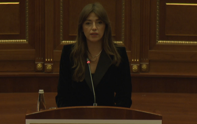 Haxhiu pas tragjedisë në Vjenë: Dhimbje e madhe, qëndrojmë pranë familjeve