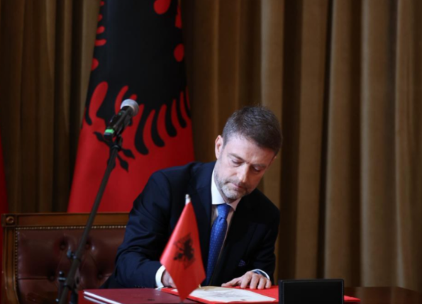 Hoxha vizitë në Bruksel, takime me Kallas dhe Kos