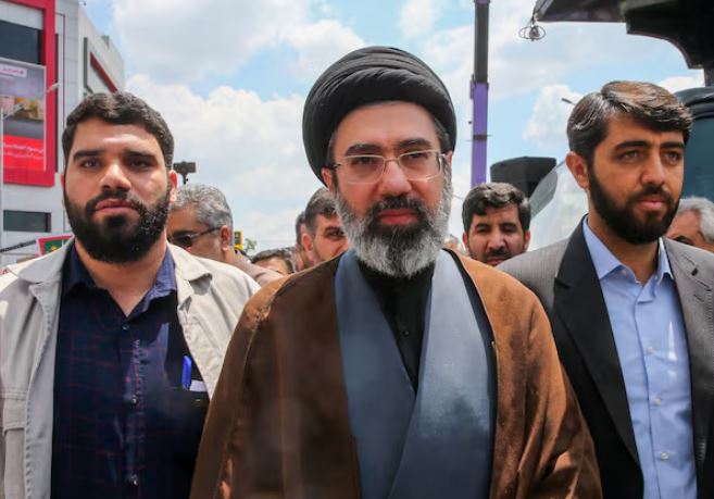 Konfirmohet nga Irani: Lideri i ri suprem Mojtaba Khamenei është plagosur lehtë