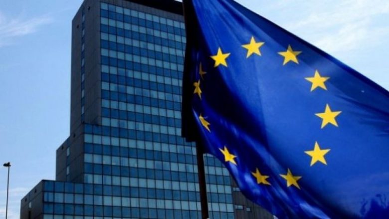 Komiteti i Rajoneve i BE-së heq fusnotën për Kosovën