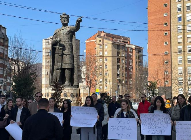 Në veri protestohet kundër ligjit për të huajt dhe atij për automjete