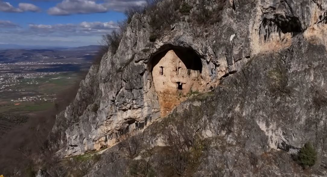 A ishin serbët e Mushtishtit dikur shqiptarë ortodoks? (VIDEO)