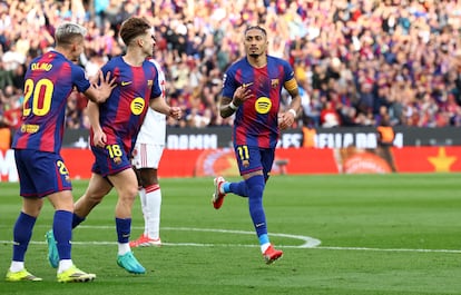 Raphinha tregolësh në goleadën e Barçës
