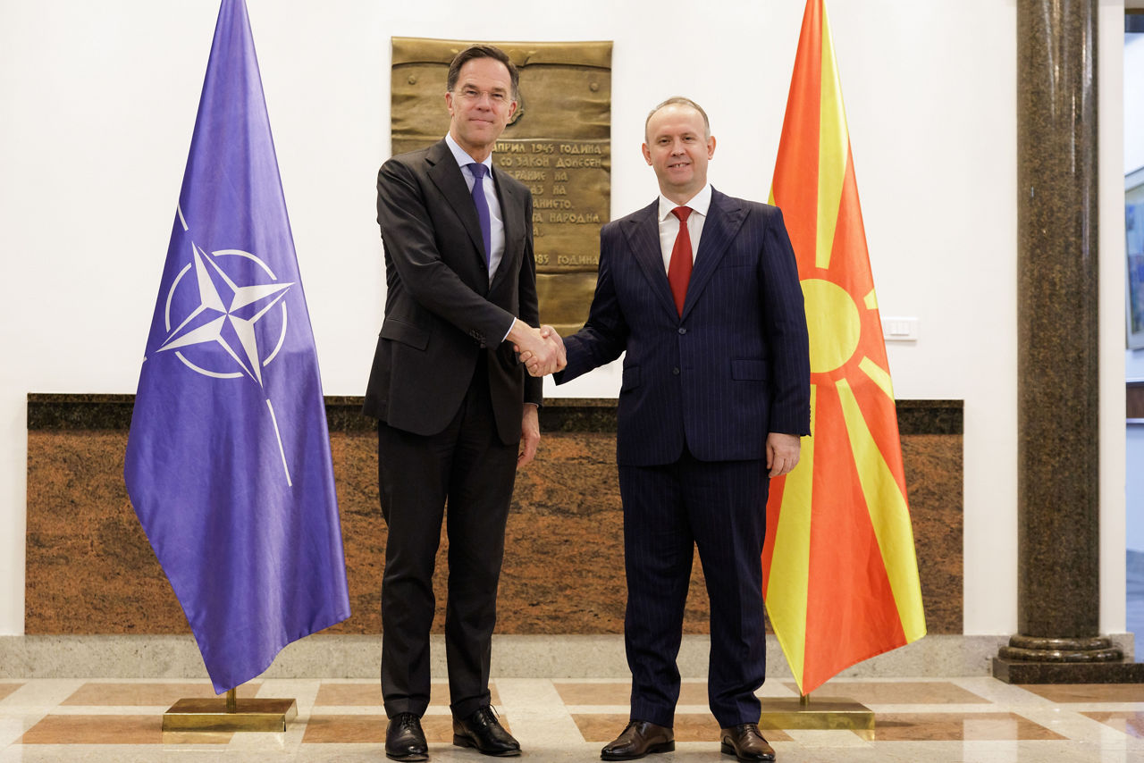 Rutte nga Shkupi: Problemet e së kaluarës të Ballkanit të mbeten fort pas nesh