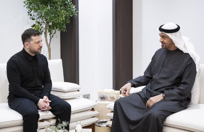 Zelensky dakordohet me presidentin e Emirateve për bashkëpunim në mbrojtje