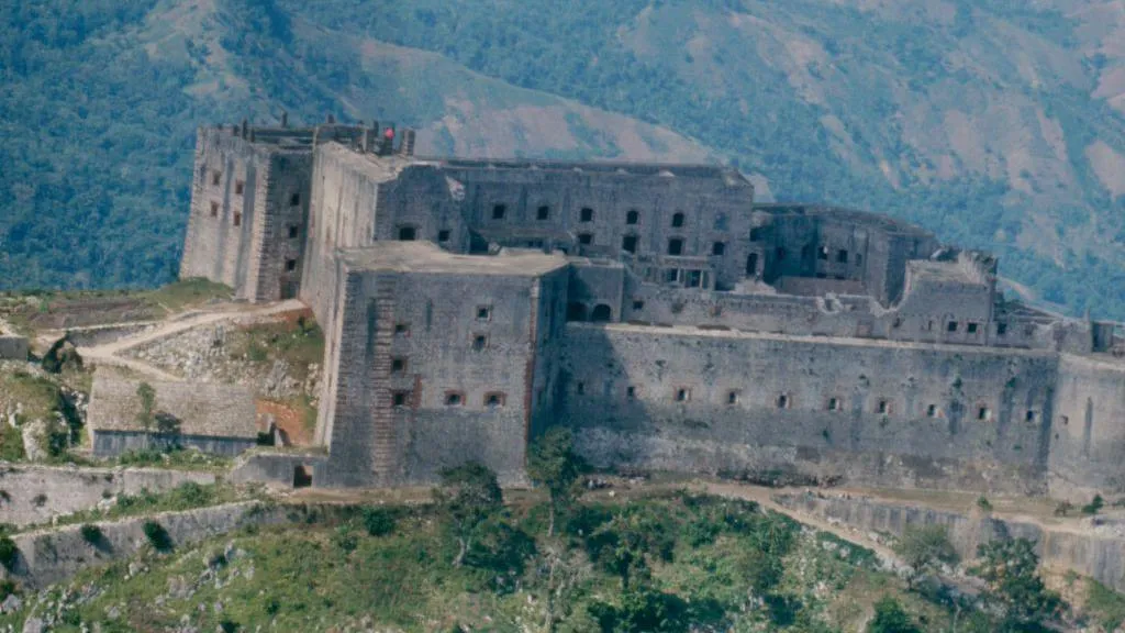 30 persona dyshohet se kanë vdekur në një përplasje në një vend turistik në Haiti