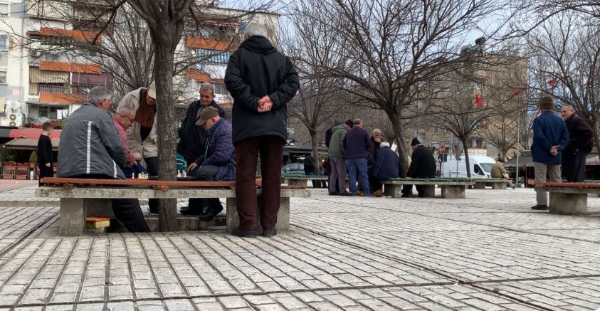 Shqipëria mbështetet tek familja për kujdesin e të moshuarve