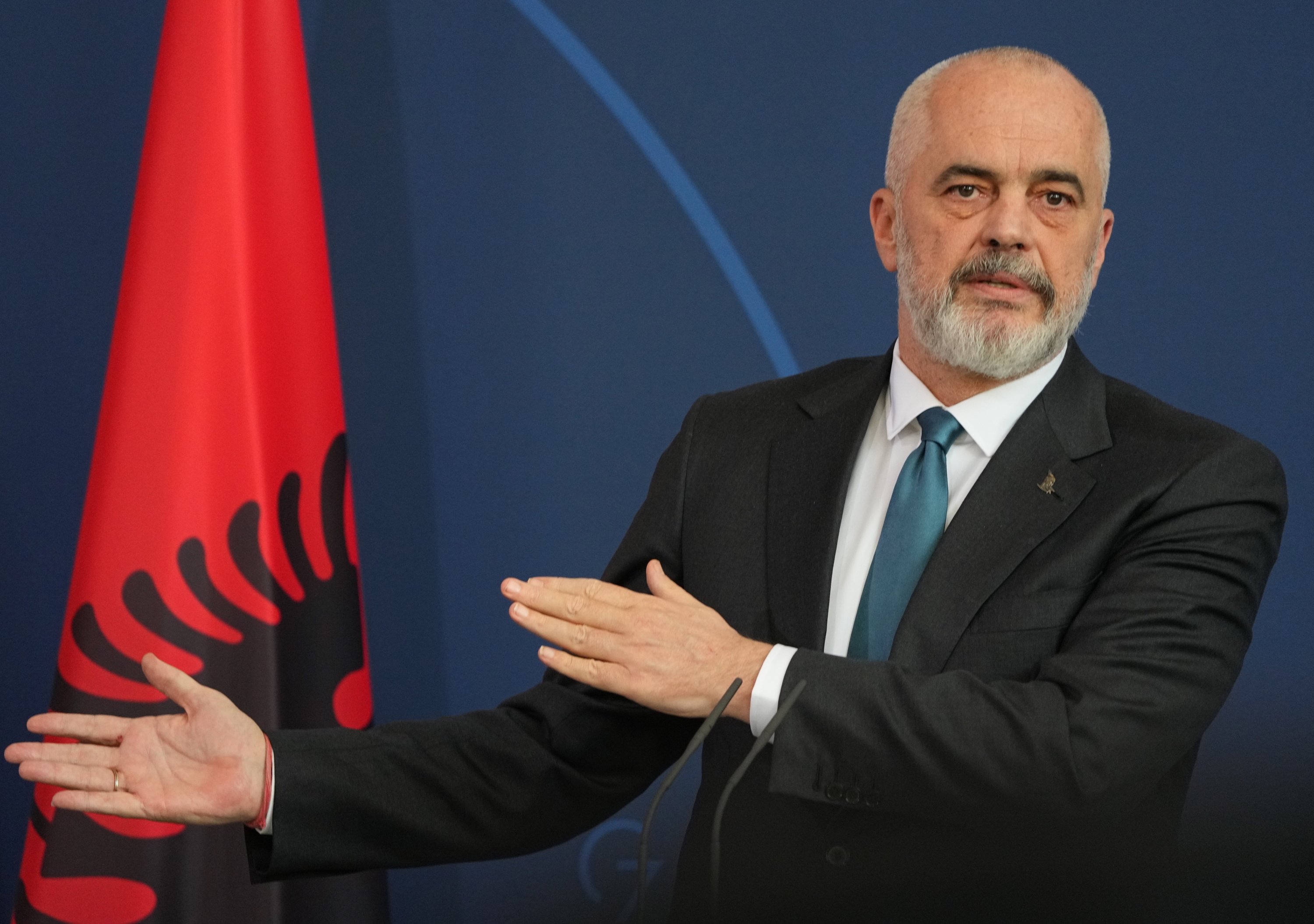 Shqipëria ratifikon marrëveshjen e sigurimeve shoqërore me Poloninë