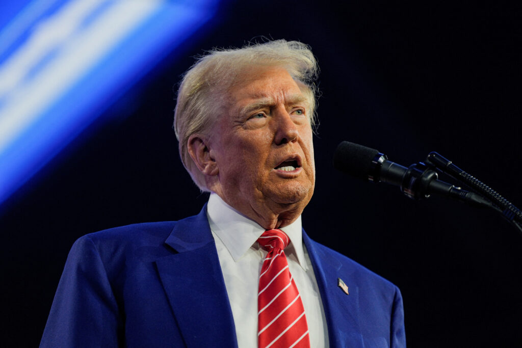 Zyrtarët e Trump diskutojnë një tjetër takim të mundshëm ballë për ballë me iranianët