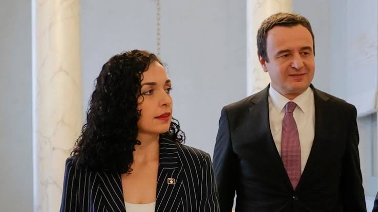 Afati drejt fundit: Emri i Osmanit në tavolinë nga LDK, Kurti vazhdon të heshtë