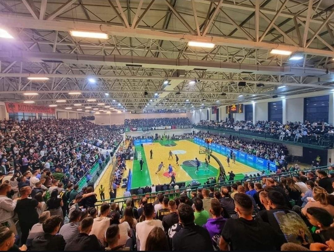 Mitrovicasit e rrëzojnë prej sistemi faqen online për biletat e playoff-it
