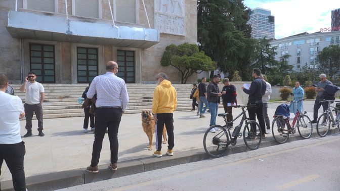Dështon protesta në Shqipëri për rritjen e çmimit të naftës