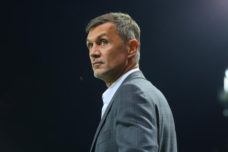 Paolo Maldini drejt kreut të futbollit italian, mediat në Itali zbulojnë mbështetje të gjerë për legjendën kuqezi