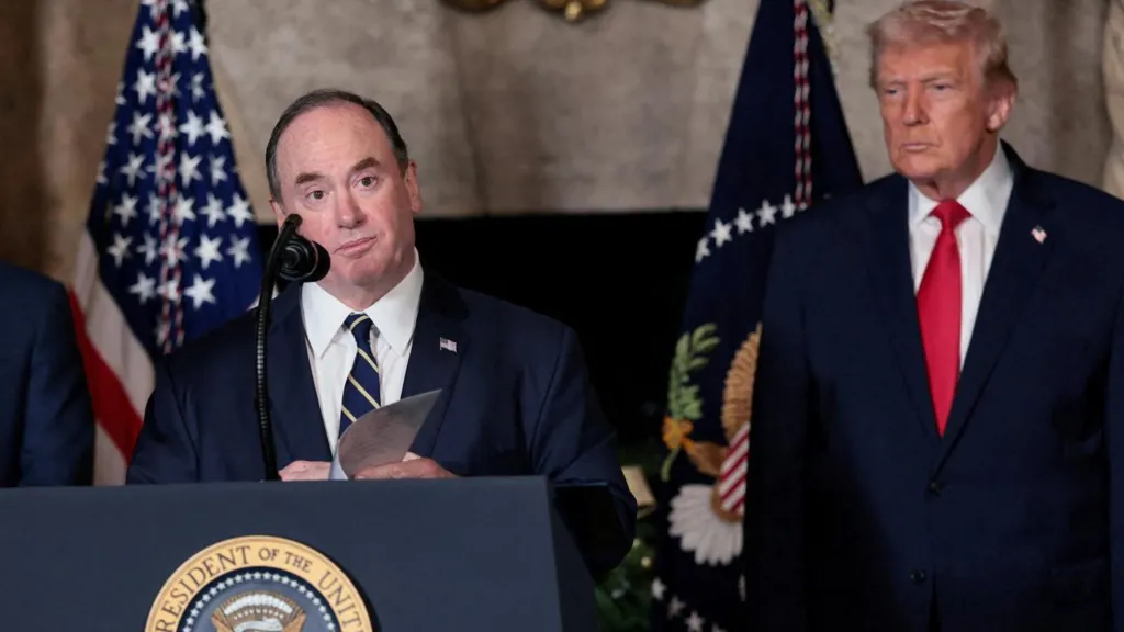 Shefi i Marinës Amerikane largohet nga posti, vendimi ka ‘ efekt të menjëhershëm’