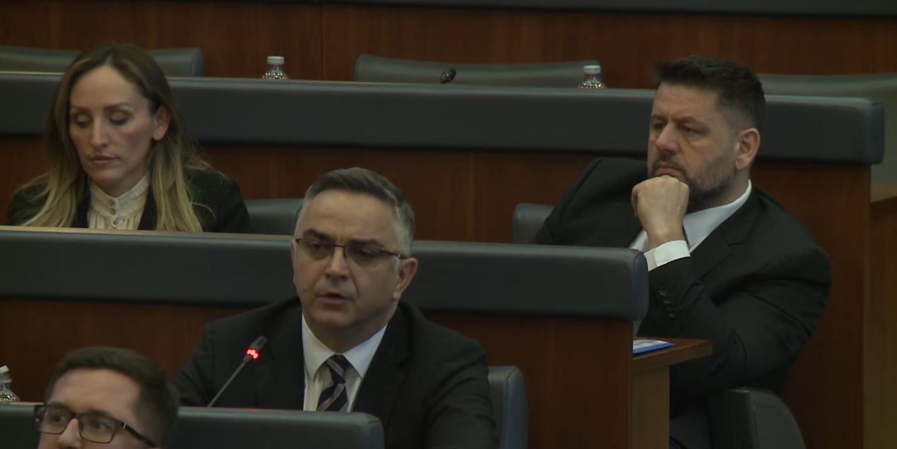 Tahiri kërkon që draft-rezoluta për viktimat e luftës të jetë pika e parë e rendit të ditës