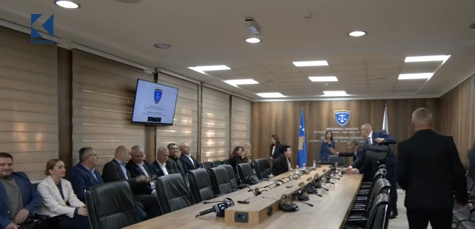 Dështimi në KGJK: Mungon Bislimaj, kandidati për kryesues (VIDEO)
