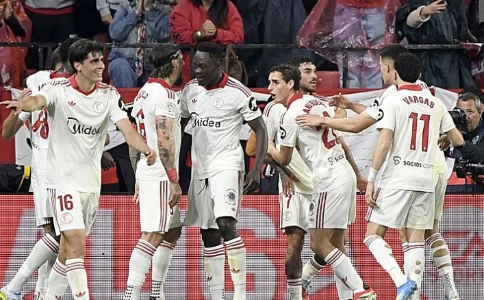 Sevilla mund “ekipin e dytë” të Atleticos