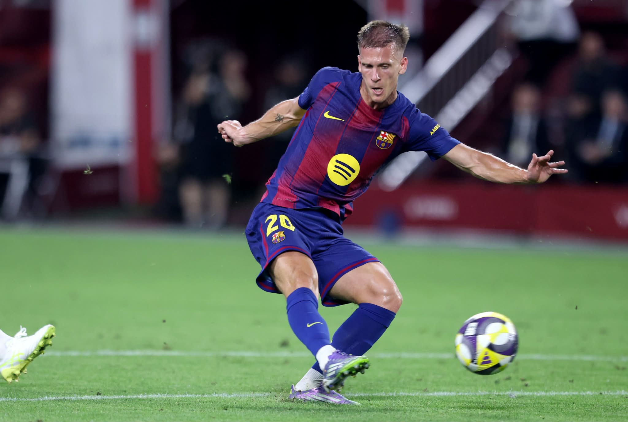 Barcelona refuzon të gjitha ofertat për Dani Olmon