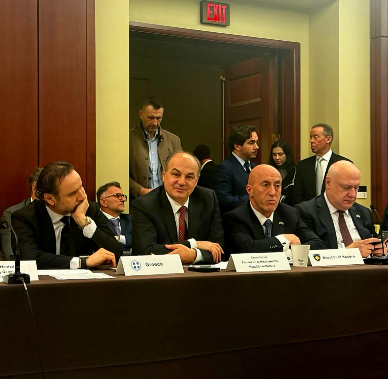 "Kosova i takon NATO-s", Hoxhaj i falënderon kongresistët amerikanë për rezolutën