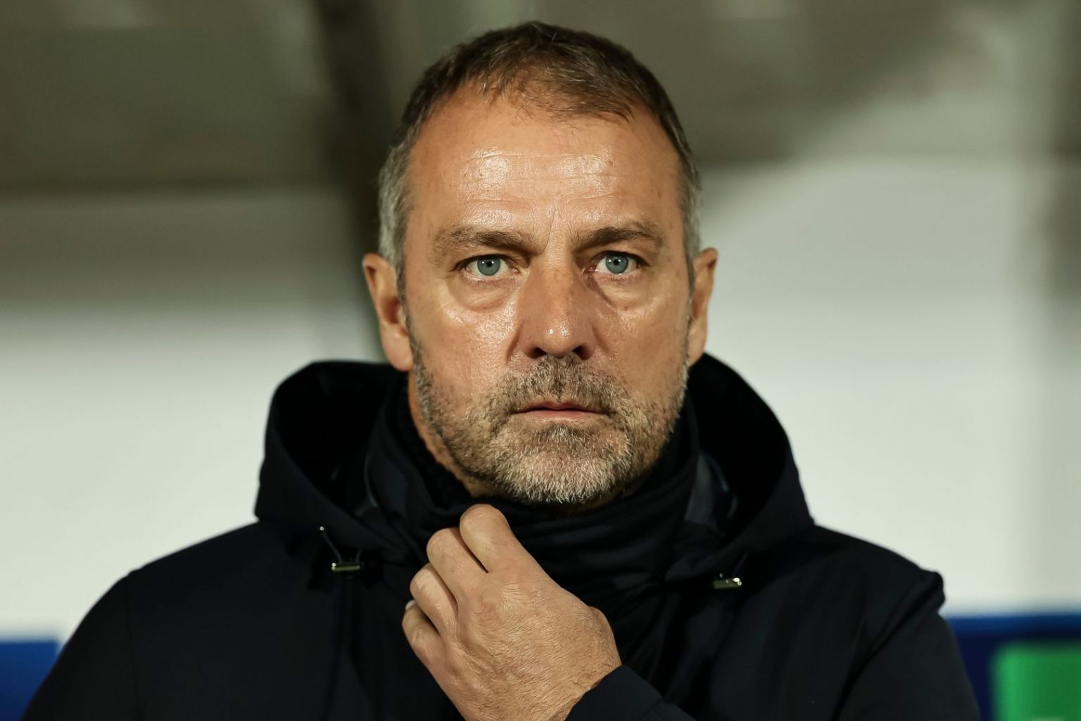 Hansi Flick në "gjyqin" e tifozëve pas eliminimit nga Champions League