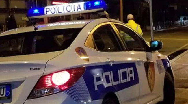 Aksident i rëndë në Elbasan, vdes shoferi - lëndohet lehtë gruaja e tij