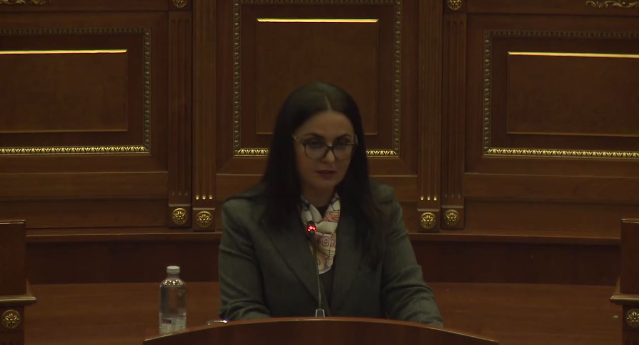 LDK prezanton Rezolutën për uljen e çmimeve të karburanteve