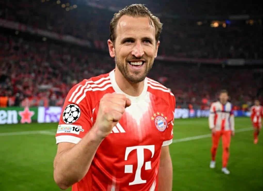 Sulmuesi i Bayern feston një tjetër rekord pas kualifikimit dramatik
