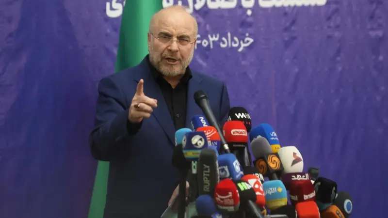 Kryeparlamentari i Iranit i thotë Trumpit t’i japë fund “kësaj loje të rrezikshme”