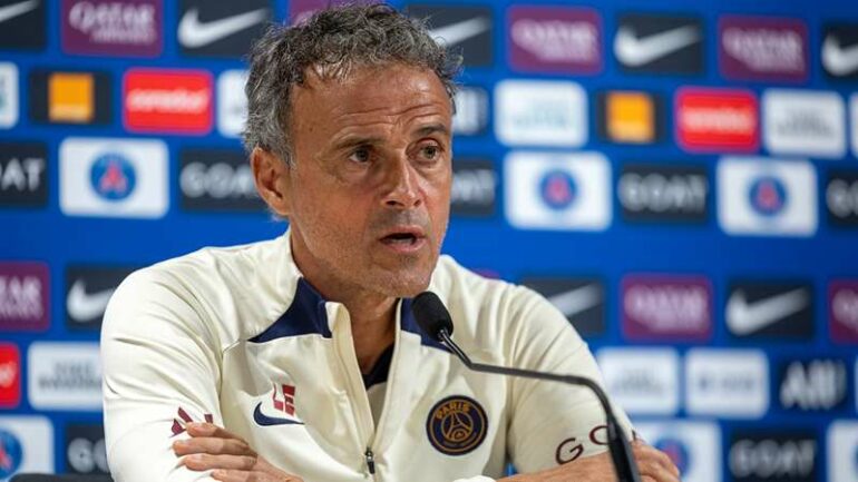 Enrique ironizon gazetarët pas humbjes së PSG: “Donit kampionat më të fortë? Ja ku e keni!”