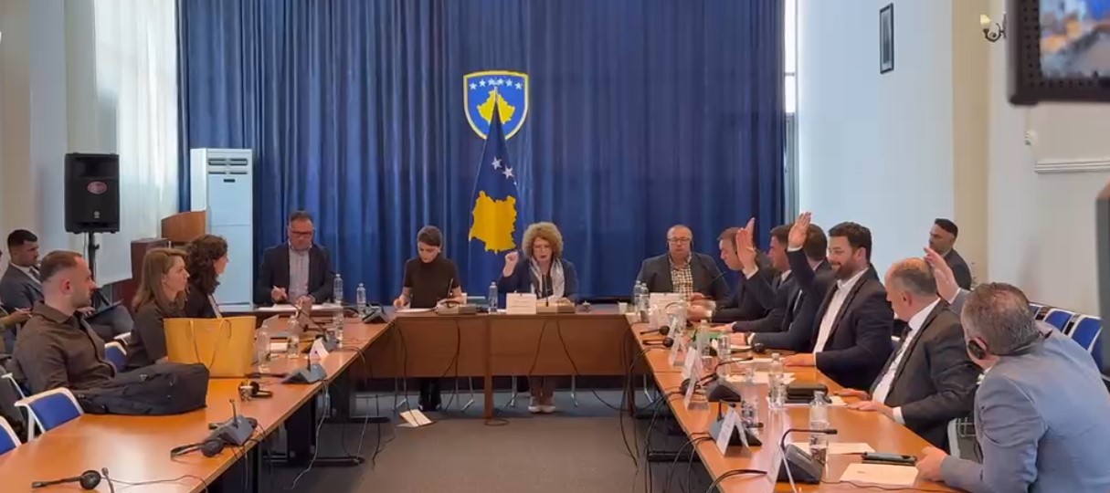 Projektligji për Energji miratohet në Komisionin për Ekonomi