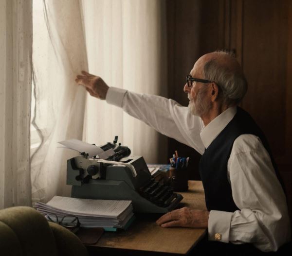 Shuarja e Qosjes, Konjufca: Na la edhe kolosi ynë i fundit intelektual