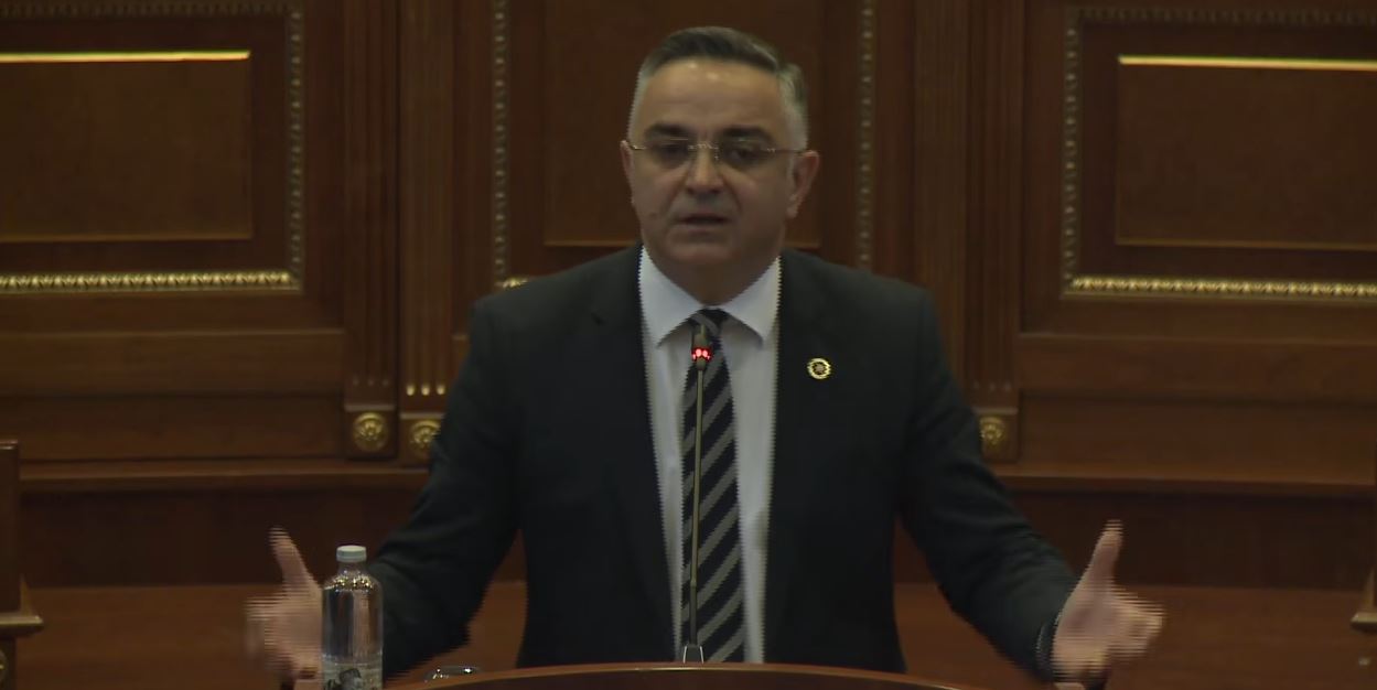 Tahiri akuza të forta: Qeveria e ka bllokuar Kosovën, pa zgjidhje për presidentin