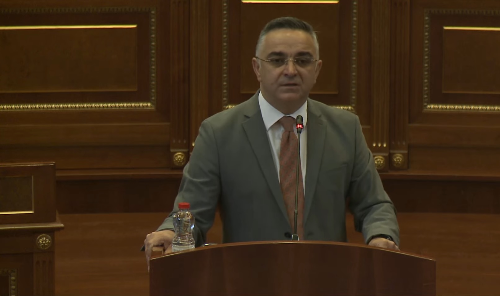 Tahiri (AAK): Krenari dërgimi i FSK-së në Gaza, por shteti po i demotivon ushtarët