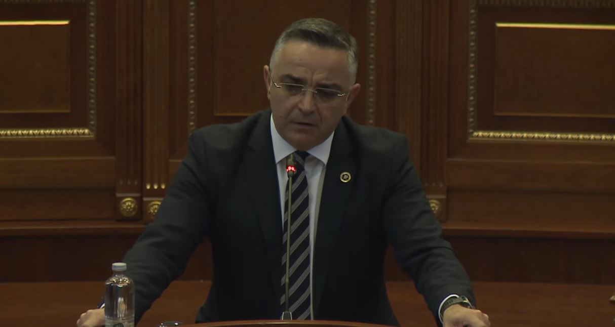 Paga e 13-të, Tahiri – Qeverisë: Çka është bërë për sektorin privat, a janë edhe ata në Kosovë?