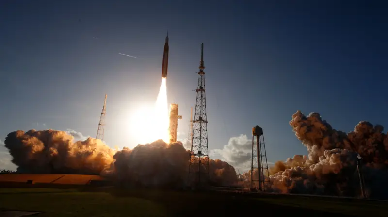 Pas 50 vjetësh, NASA rikthehet drejt Hënës me misionin Artemis II