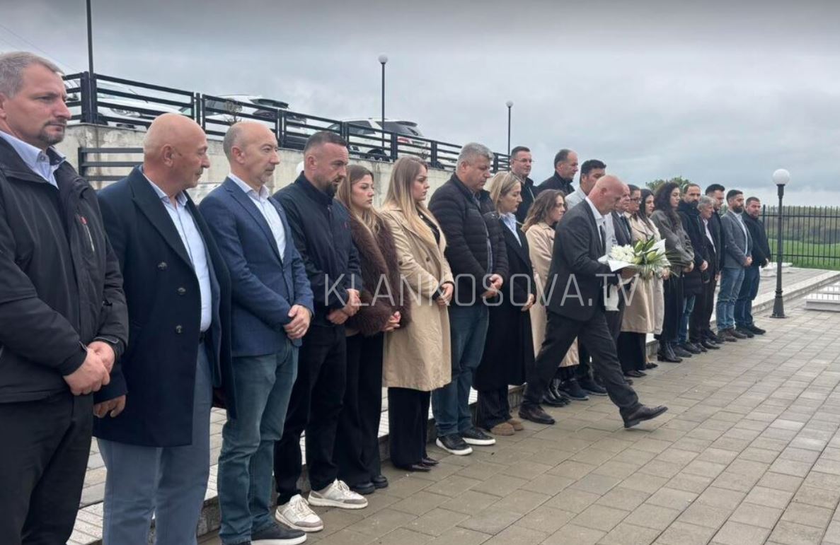 Ramiz Lladrovci nderon 280 martirët nga Vërboci