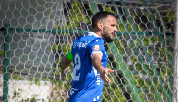 Drita e bindur për titullin, mposht Llapin