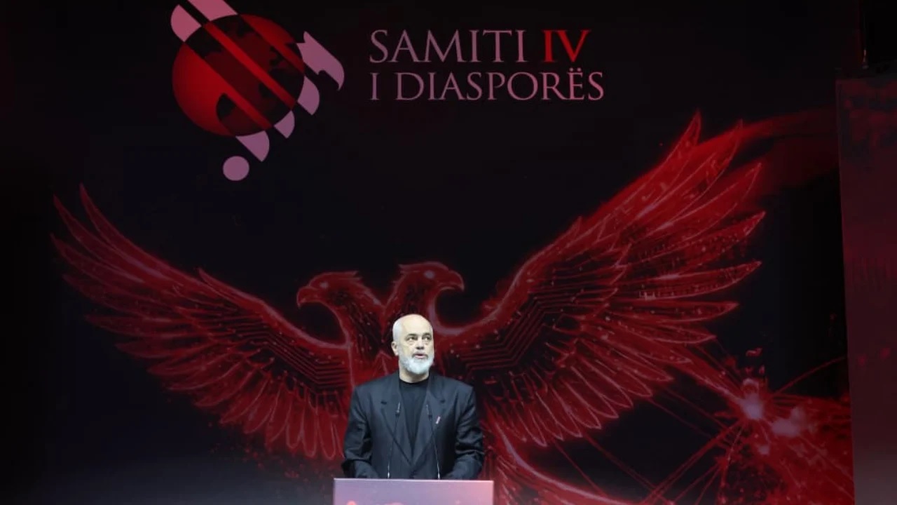 “Shqipëria do të bëhet”/ Rama citon Ismail Qemalin dhe Fan Nolin në Samitin e Diasporës