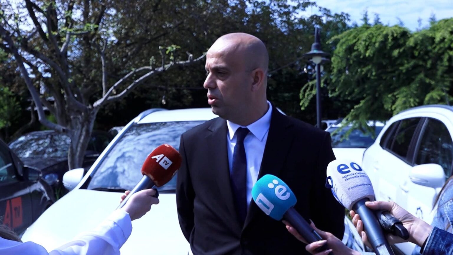 Jashari: S'kemi mbyllur kompani ndërtimore, punimet janë ndalur për mungesë sigurie
